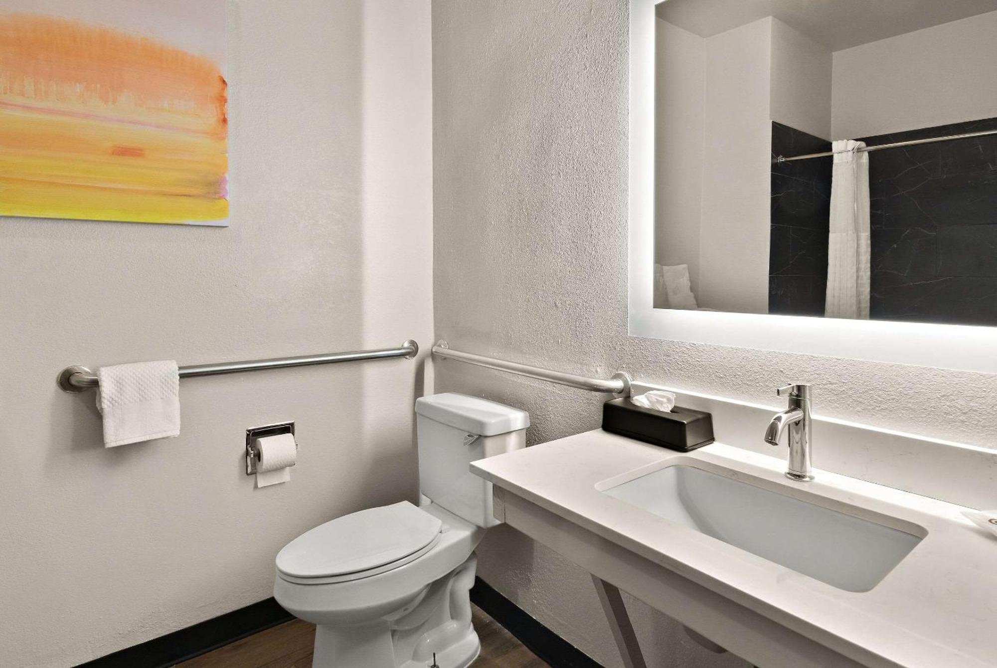 Comfort Suites Fort Worth North Fossil Creek Bagian luar foto