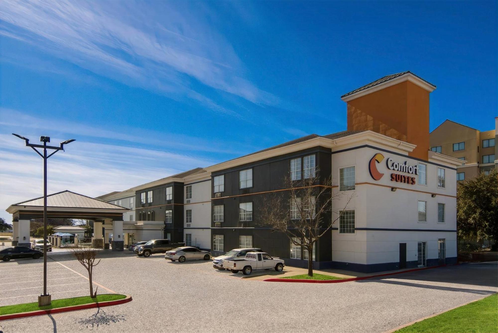 Comfort Suites Fort Worth North Fossil Creek Bagian luar foto