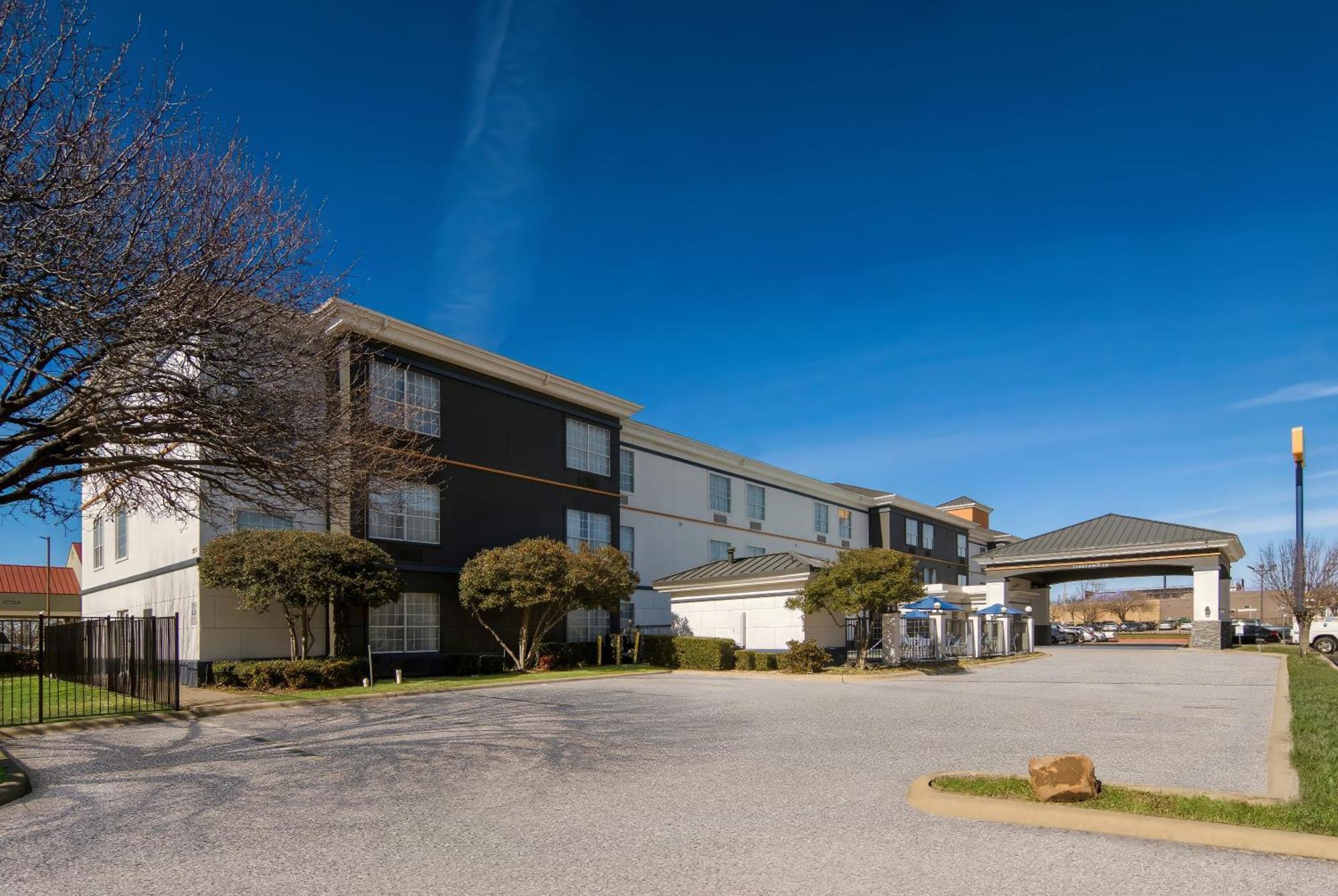 Comfort Suites Fort Worth North Fossil Creek Bagian luar foto